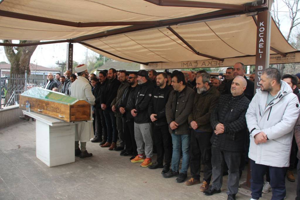 bilecik-haber_kocaeli-de-taksicinin-bicakla-oldurulmesine-iliskin-yakalanan-zanli-tutuklandi-56856.jpg