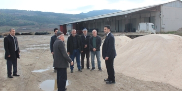 Köydeki çalışmaları yerinde inceledi