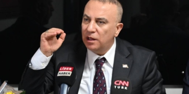bilecik-haber_mhp-li-yonter-partisinin-uskudar-ve-kadikoy-ilce-baskanliklarini-ziyaret-etti-54676.jpg