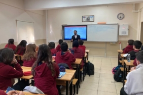 Okullarda Değerler Eğitimi konferansları