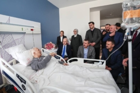 bilecik-haber_tbmm-baskani-kurtulmus-ve-bakan-tekin-den-ak-parti-li-abis-e-gecmis-olsun-ziyareti-54098.jpg