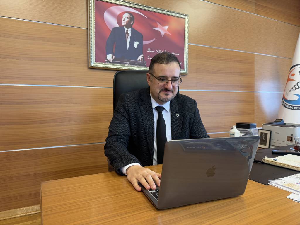 bilecik-haber_tekirdag-nku-hastanesi-bashekimi-yildirim-aa-nin-yilin-kareleri-oylamasina-katildi-55827.jpg