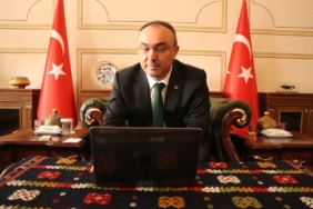 bilecik-haber_tekirdag-valisi-soyturk-aa-nin-yilin-kareleri-oylamasina-katildi-54318.jpg