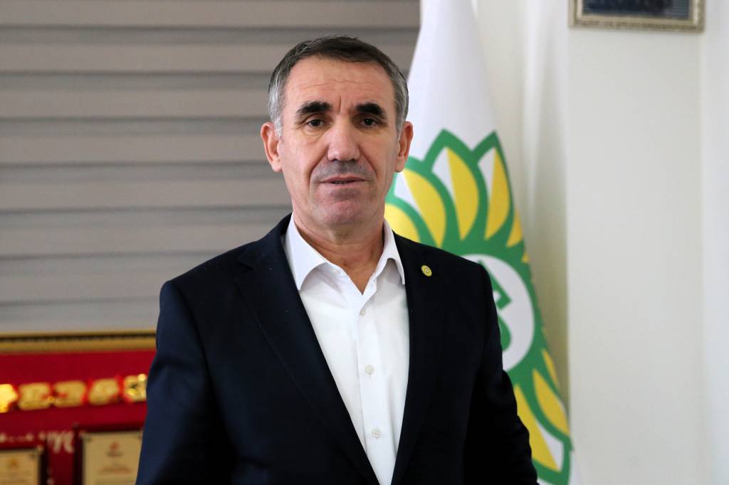 bilecik-haber_trakya-birlik-2024-uretim-sezonunda-240-bin-ton-aycicegi-alimi-gerceklestirdi-56602.jpg