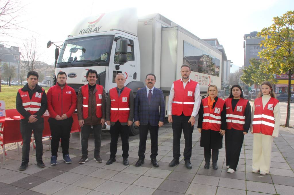 bilecik-haber_turk-kizilay-basiskele-temsilciliginden-kan-bagisi-etkinligi-57998.jpg