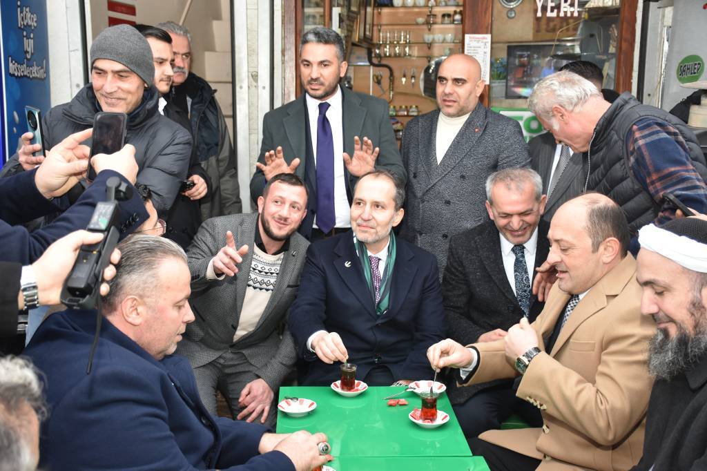 bilecik-haber_yeniden-refah-partisi-genel-baskani-erbakan-sakarya-da-ziyaretlerde-bulundu-55204.jpg