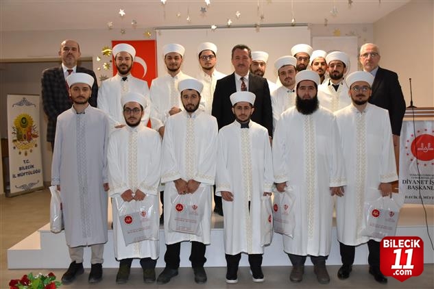 Bilecik'te cübbe ve sarık giydirme programı düzenlendi