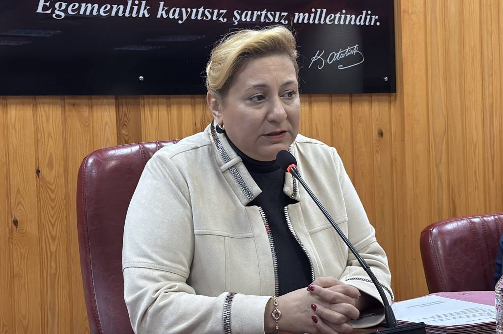 bilecik-haber_edirne-il-genel-meclisinde-asrin-felaketi-nde-hayatini-kaybedenler-anildi-59078.jpg