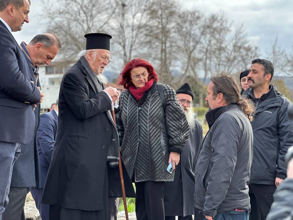 bilecik-haber_fener-rum-patrigi-bartholomeos-bursa-nin-iznik-ilcesinde-ziyaretlerde-bulundu-59671.jpg