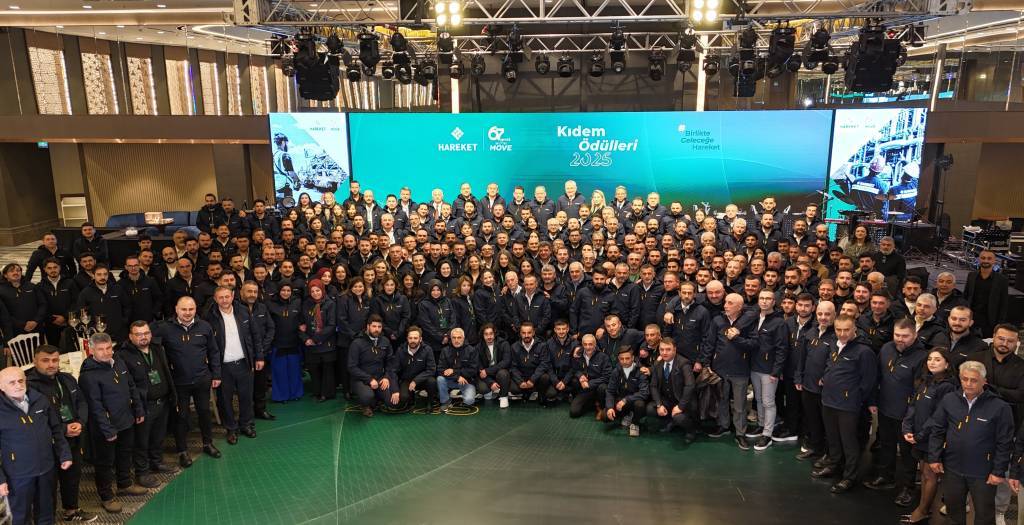bilecik-haber_hareket-proje-tasimaciligi-ve-yuk-muhendisligi-as-3-calisanina-togg-hediye-etti-58602.jpg
