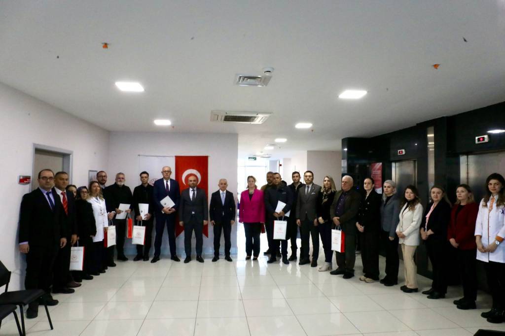 bilecik-haber_kirklareli-nde-sigarayi-birakan-14-kisiye-tesekkur-belgesi-verildi-59673.jpg