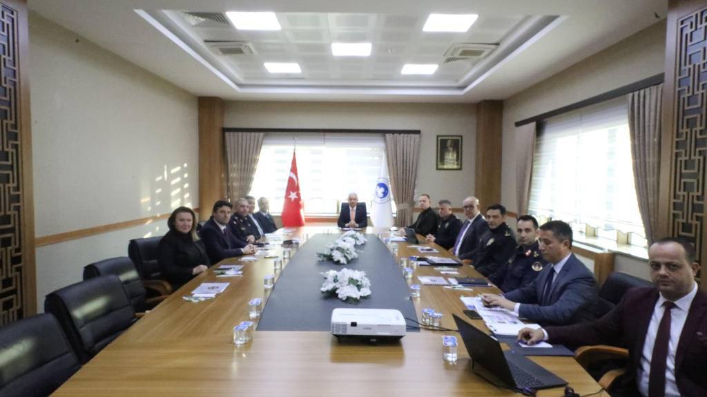 bilecik-haber_kirklareli-nde-universite-guvenlik-tedbirleri-koordinasyon-kurulu-toplandi-58998.jpg