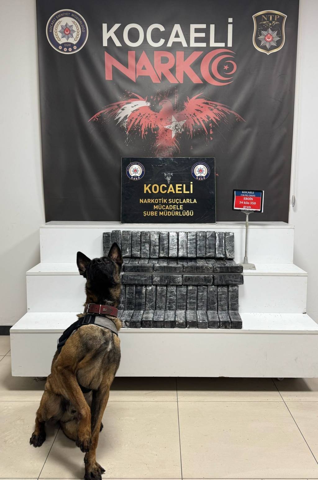 bilecik-haber_kocaeli-de-cipin-tamponunda-34-kilo-350-gram-eroin-ele-gecirildi-61301.jpg