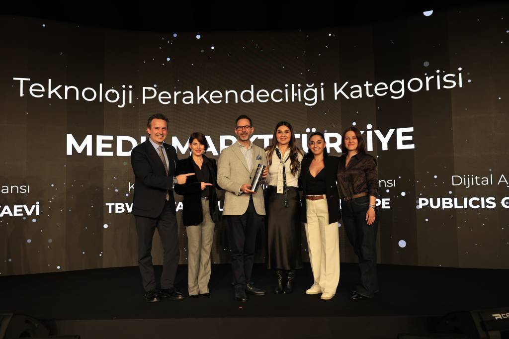 bilecik-haber_mediamarkt-turkiye-the-one-awards-ta-yilin-itibarlisi-secildi-59146.jpg