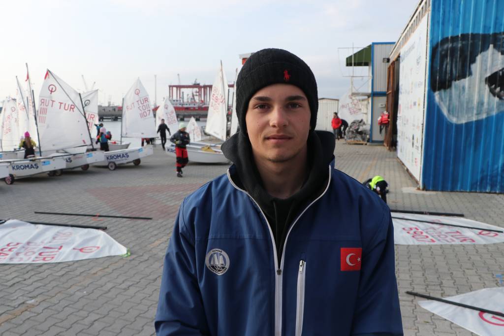 bilecik-haber_milli-yelkenci-kurnaz-12-kez-turkiye-sampiyonu-oldu-59477.jpg