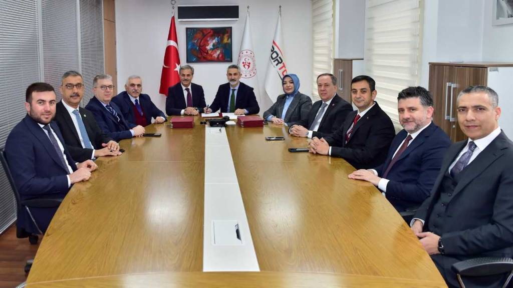 bilecik-haber_sapanca-erenler-adapazari-ve-kaynarca-ya-tam-donanimli-spor-salonu-yapilacak-61265.jpg