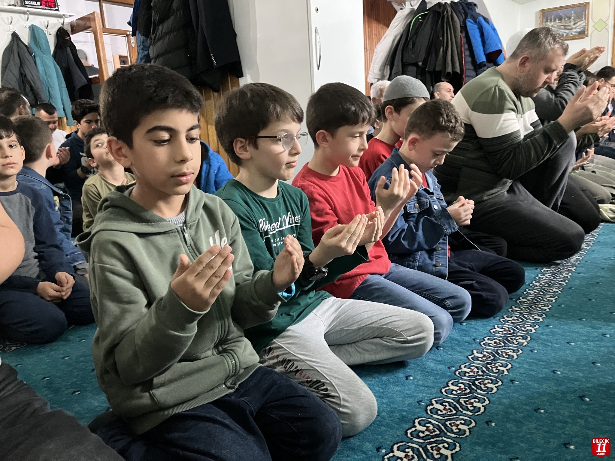 Bilecikli Çocukların Teravih Coşkusu