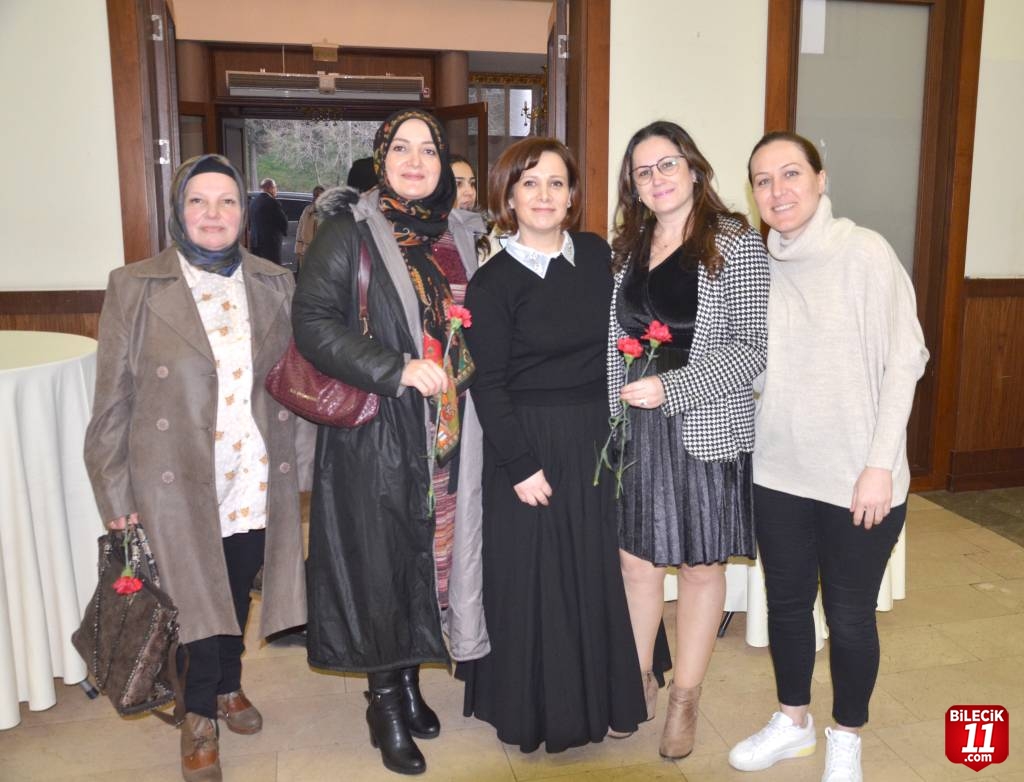 Karamürsel'de kadın esnaf iftarda buluştu