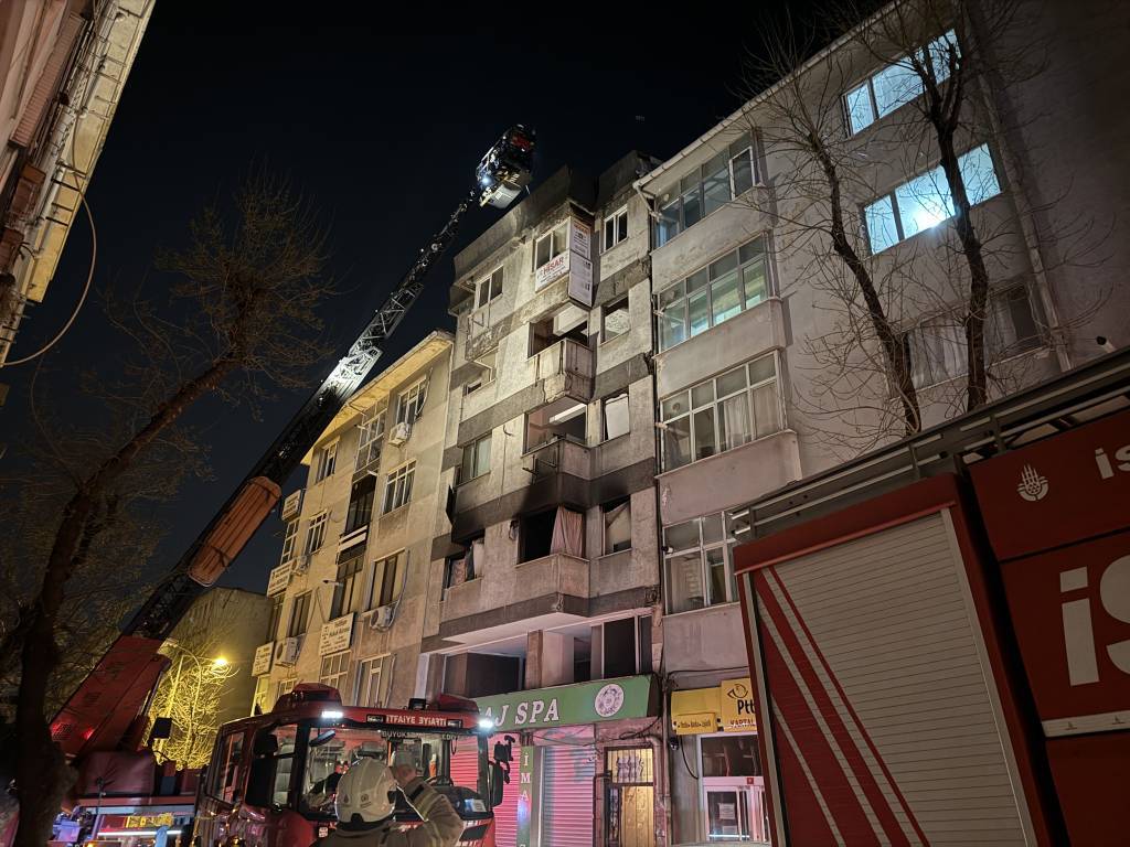 bilecik-haber_kartal-da-metruk-bir-binada-cikan-yangin-sonduruldu-64904.jpg