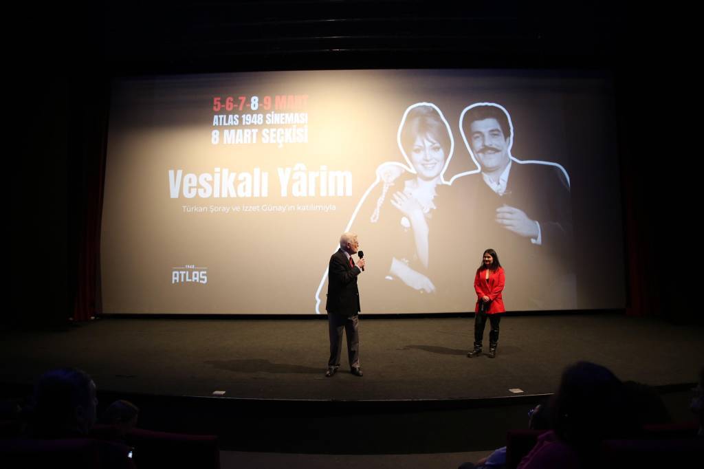 bilecik-haber_turkan-soray-ve-izzet-gunay-57-yil-sonra-vesikali-yarim-filmi-icin-bir-araya-geldi-64069.jpg