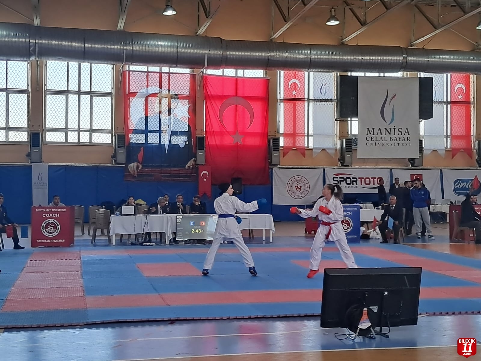 Üniversiteden Karate Şampiyonası’nda Başarı