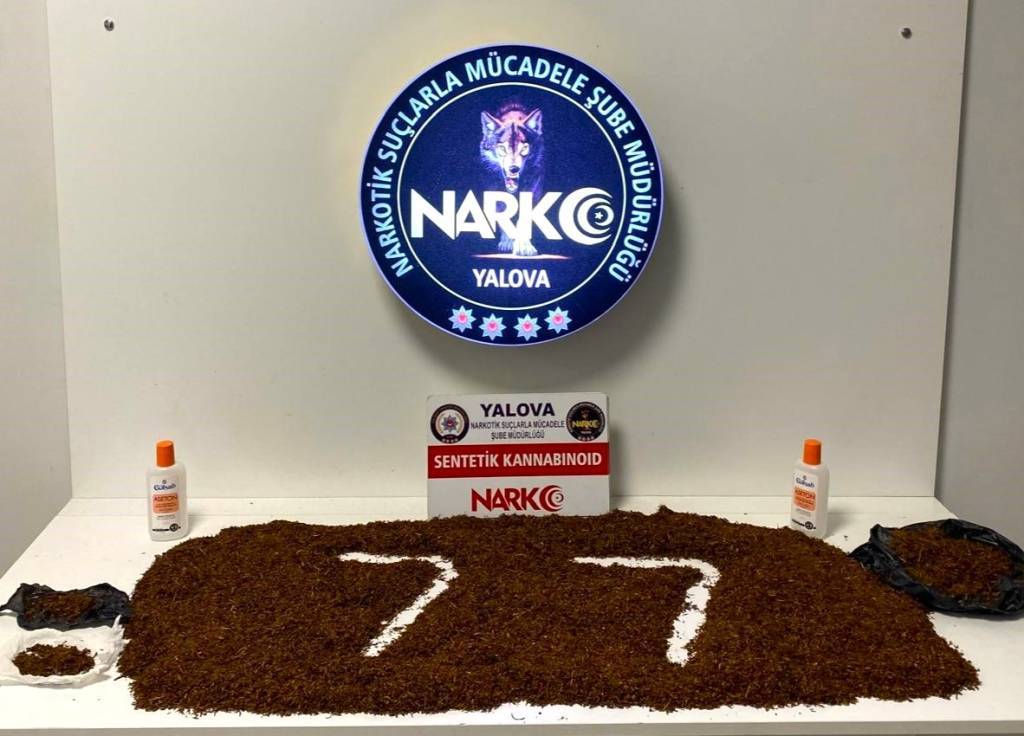bilecik-haber_yalova-da-uyusturucu-operasyonunda-yakalanan-2-zanli-tutuklandi-65942.jpg