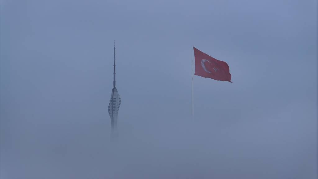 bilecik-haber_istanbul-da-bazi-bolgelerde-sis-etkili-oluyor-67879.jpg