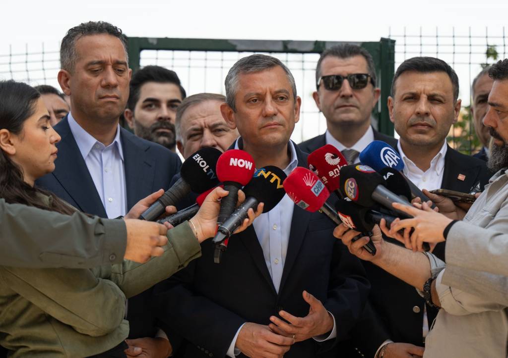 bilecik-haber_chp-genel-baskani-ozel-den-yumruklu-saldiriya-iliskin-aciklama-73239.jpg