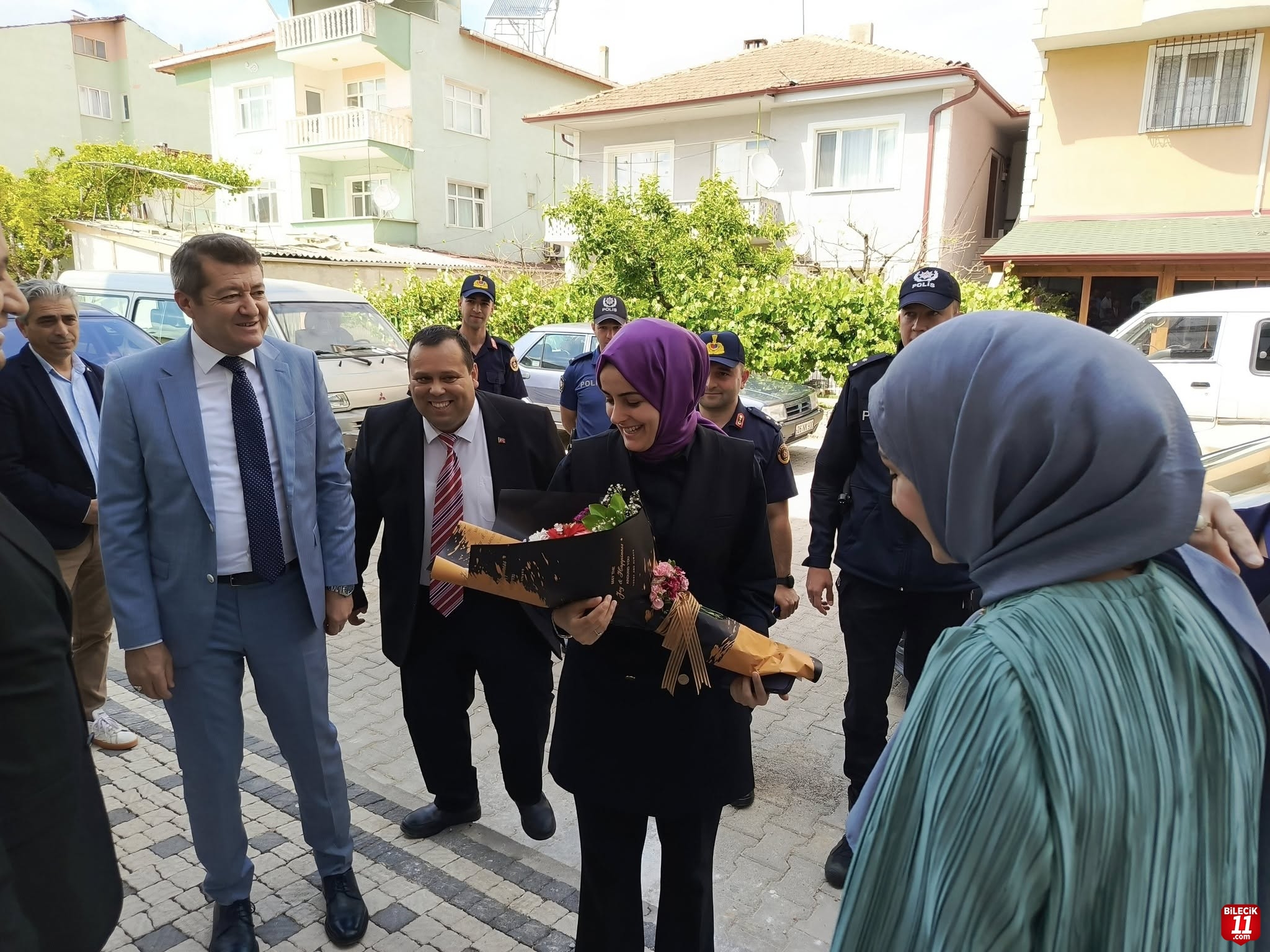 Kaymakam Kılıç, sergi açılışına katıldı