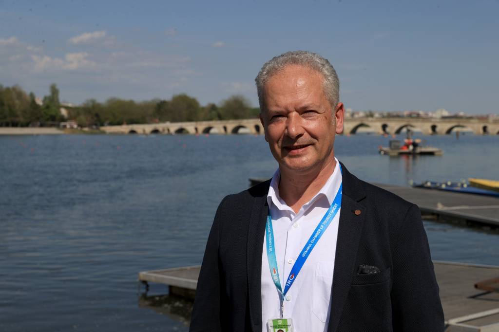 bilecik-haber_meric-nehri-ndeki-kurek-yarislari-edirne-nin-turizmine-katki-sagliyor-73216.jpg