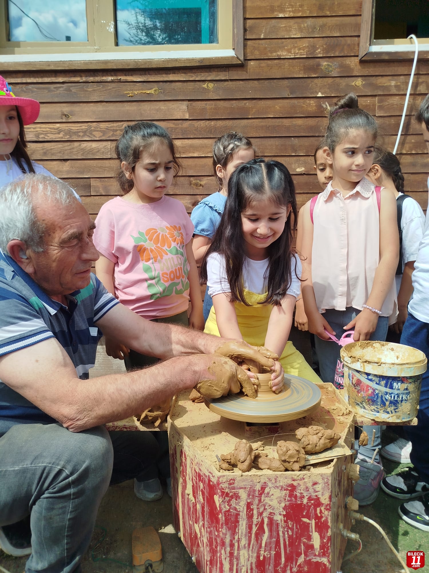 Pazaryeri ilçesinde çocuklar çömlek yapımını öğrendi