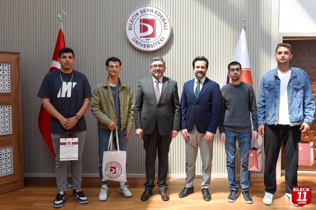 Şampiyon Pedallar Rektörlükte