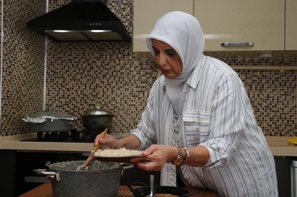 bilecik-haber_yoresel-yemek-ustasi-unutulmaya-yuz-tutan-lezzetleri-orijinal-haliyle-yasatiyor-76249.jpg