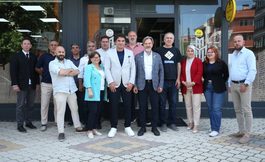 bilecik-haber_balikesir-de-emlakcilar-tedb-catisi-altinda-birlesti-79772.jpg