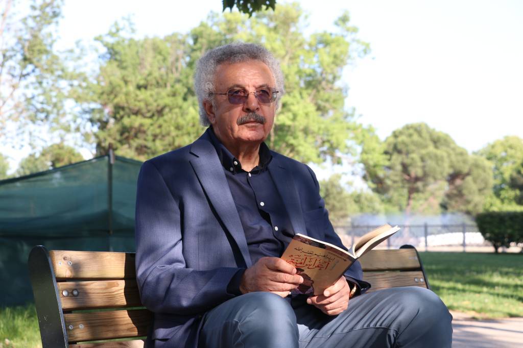 bilecik-haber_filistinli-sair-bagimsizlik-mucadelesini-gelecege-tasimada-dizelerin-gucune-inaniyor-81671.jpg
