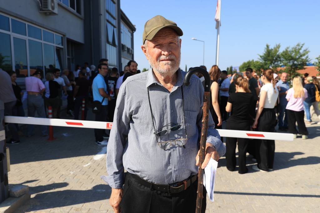 bilecik-haber_yks-nin-81-yasindaki-en-yasli-adayi-bu-yil-8-kez-universite-sinavina-girdi-81498.jpg