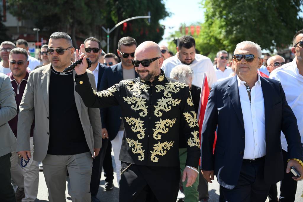 bilecik-haber_664-tarihi-kirkpinar-yagli-guresleri-nin-aga-karsilamasi-yapildi-84300.jpg
