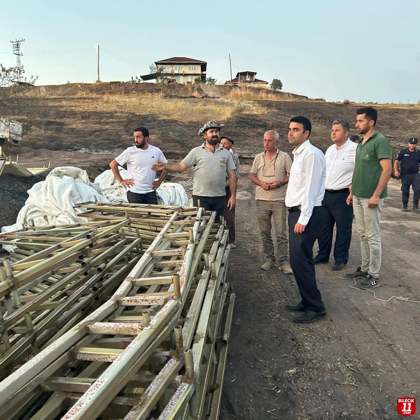 Kaymakam Kılıç yangın mağdurları ile bir araya geldi