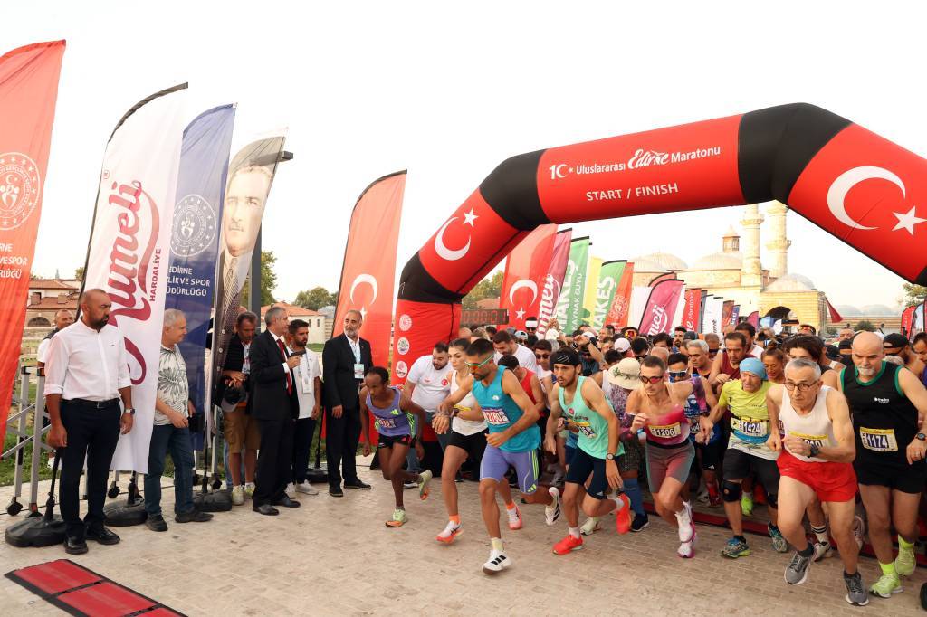 bilecik-haber_10-uluslararasi-edirne-maratonu-kosuldu-94163.jpg