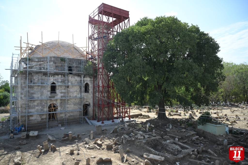 Edirne'de yalı camisi özelliğindeki Evliya Kasımpaşa Camisi'nin restorasyonu sürüyor