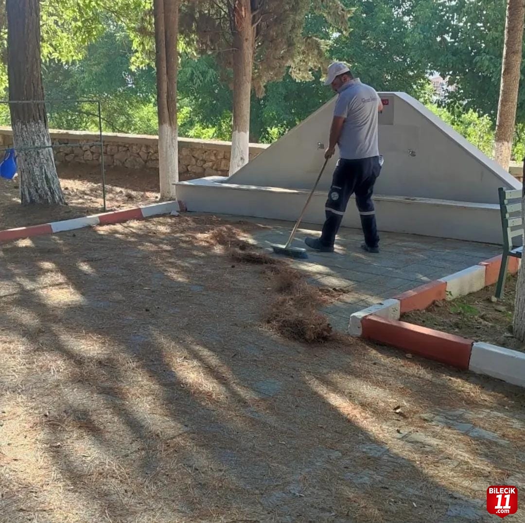 Şehitliklerde Temizlik ve Bakım Çalışmaları