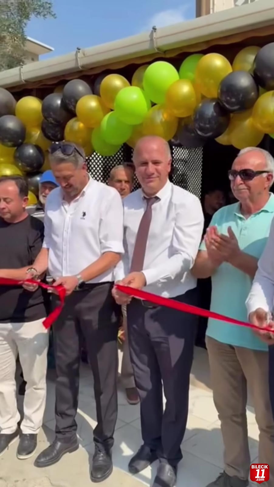 Torun, İş Yeri Açılışına Katıldı