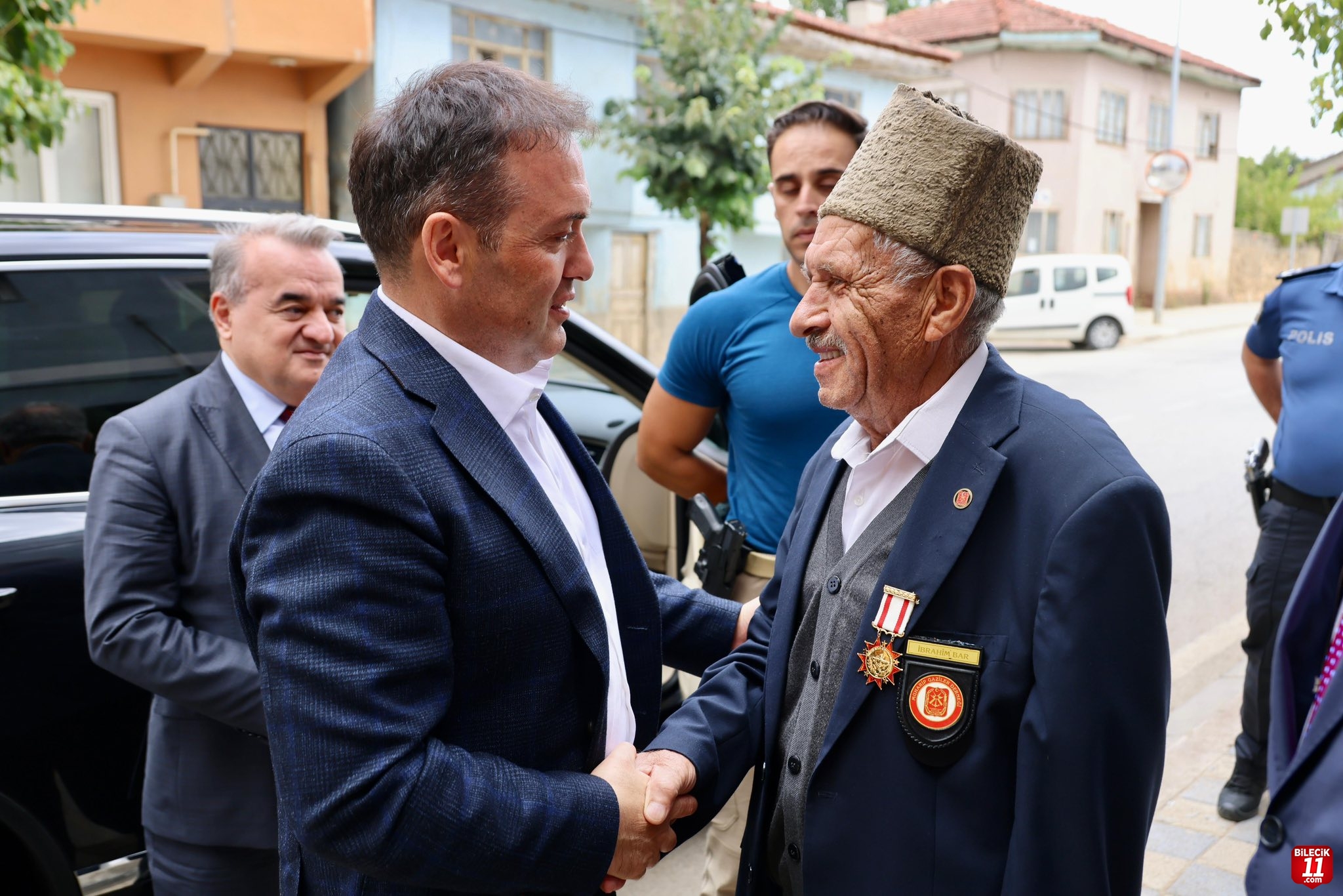 Vali Sözer, Kıbrıs Gazisini Ziyaret Etti