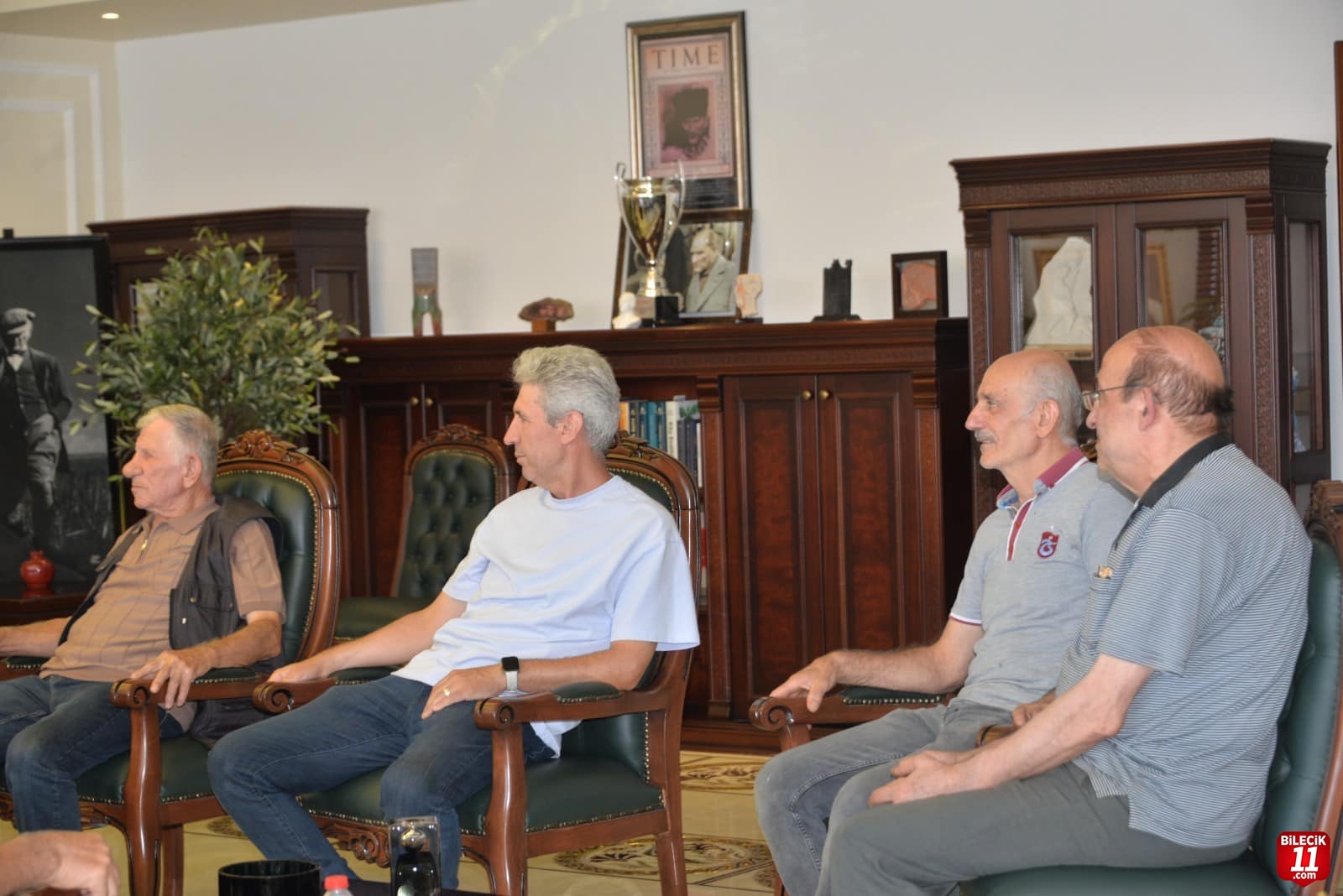 VETERANLARDAN BAŞKANA ZİYARET