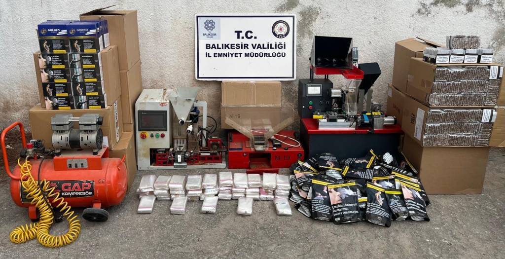 bilecik-haber_balikesir-de-kacak-tutun-operasyonunda-2-supheli-yakalandi-95236.jpg