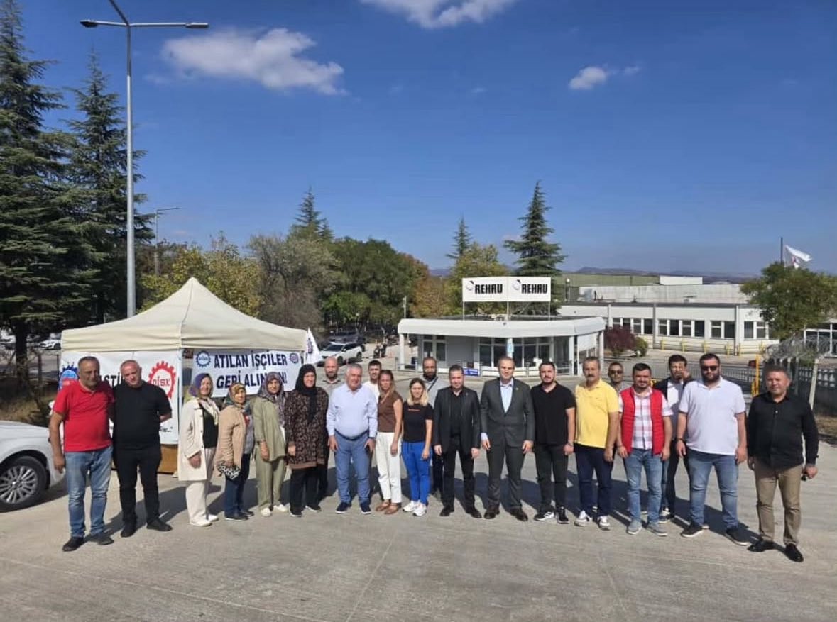CHP ÖRGÜTÜ EMEKÇİLERİN YANINDA