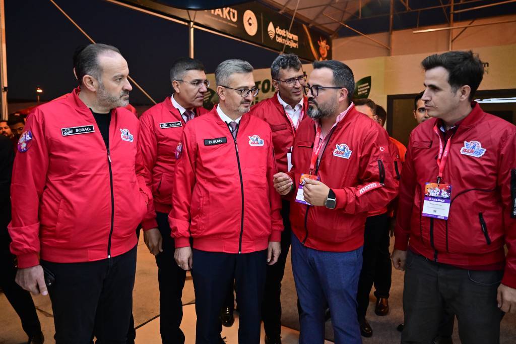 bilecik-haber_cumhurbaskanligi-iletisim-baskani-duran-teknofest-i-ziyaret-etti-97862.jpg