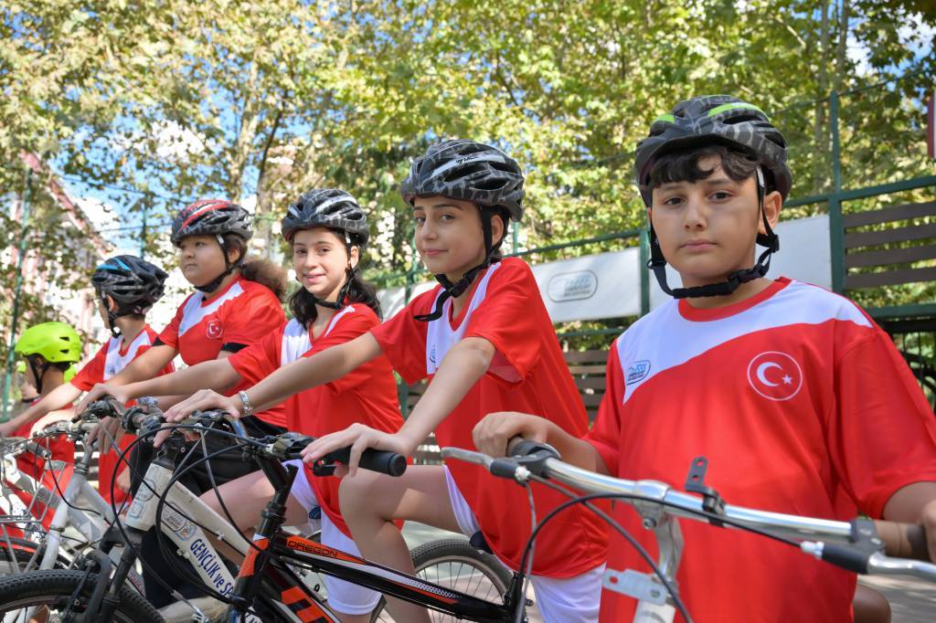 bilecik-haber_esenyurt-belediyesinden-cocuklara-ozel-bisiklet-kursu-98370.jpg