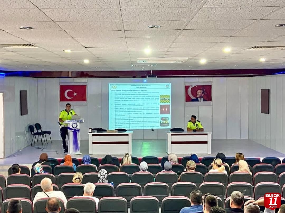 Okul Taşıtı Sürücüleri ve Rehber Personellerine Uygulamalı Eğitim Yapıldı