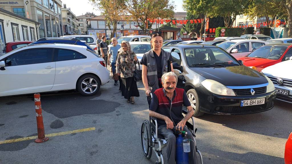 bilecik-haber_sakarya-buyuksehir-belediyesi-30-yillik-evli-ciftlere-ucretsiz-saglik-taramasi-yaptiriyor-95681.jpg